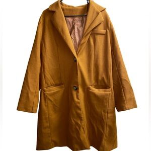 Brown • Polyester • Peacoat